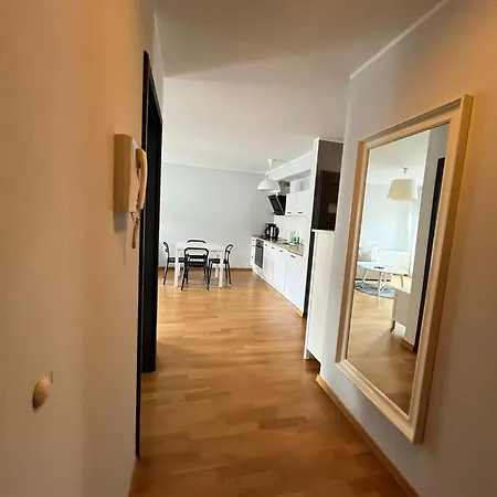 Flatbook - Old Town Stara Winiarnia *