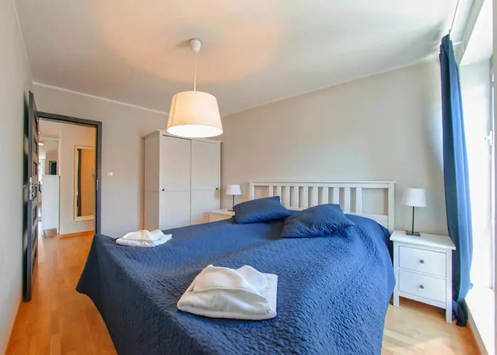 Flatbook - Old Town Stara Winiarnia *